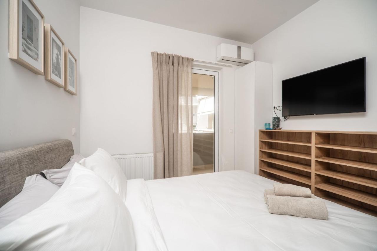City Beach Apartment Chrissi Akti Chania Exterior foto